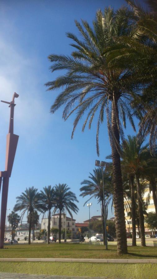 Bonito Apartamento Centrico Y Cerca De La Playa. Malaga Luaran gambar